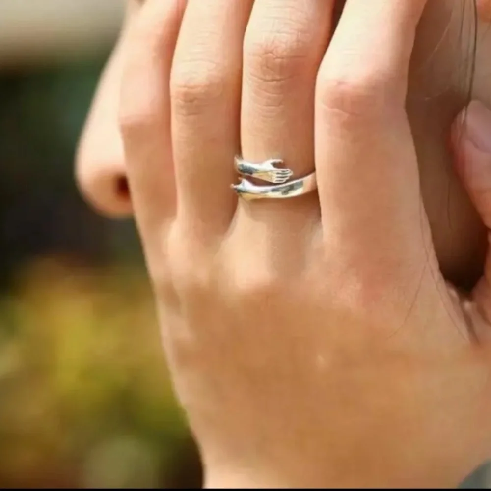 “Bear Hug” Minimalist Cute/Dainty Silver Love Ring